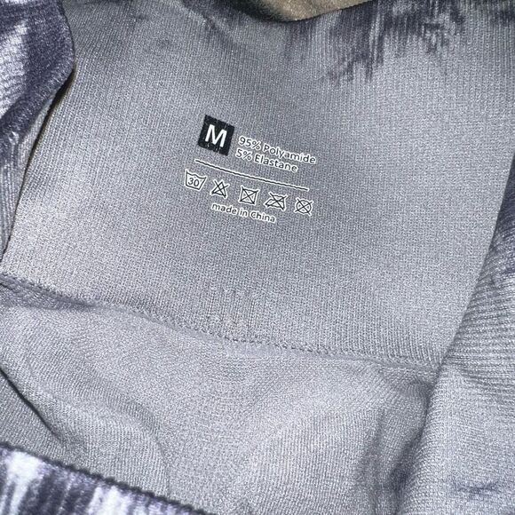 Tie-dye leggings scrunch butt TikTok size M - Picture 8 of 8